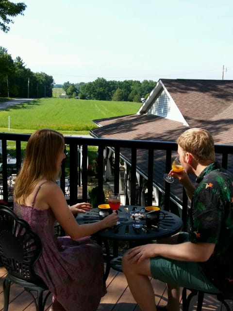 The Inn at Deer Creek Winery Alojamiento y desayuno in Allegheny River
