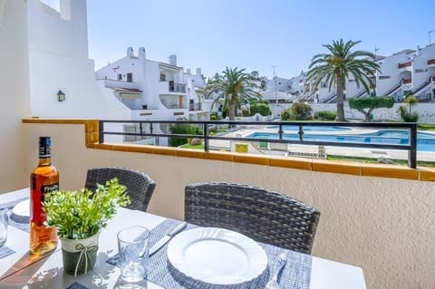 View (from property/room), Balcony/Terrace, Pool view