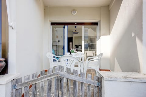 Balcony/Terrace, Dining area