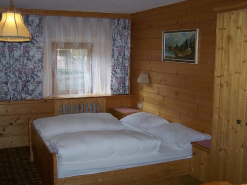 Pension Holzknechthof am See Bed and Breakfast in Neustift im Stubaital