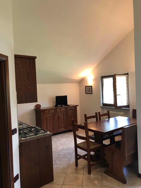 TV and multimedia, Dining area