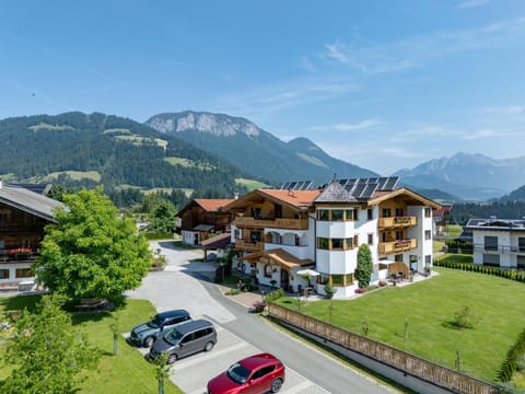 Property building, Natural landscape, Bird's eye view, Parking