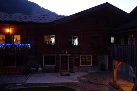 "NAMASTE" Chambre zen au calme Vacation rental in Haute-Savoie