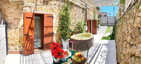 Patio, Garden, Garden view