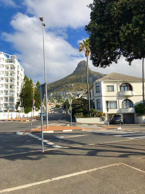 Prince Edward Mansions Apartment in Sea Point