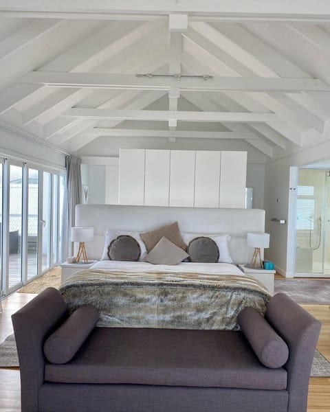 White Sands Beach Villa Villa in Western Cape