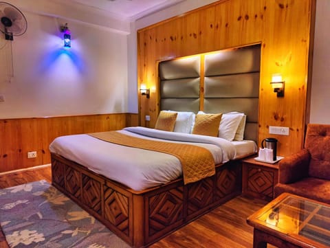 Hotel Surya International - Manali Hôtel in Manali