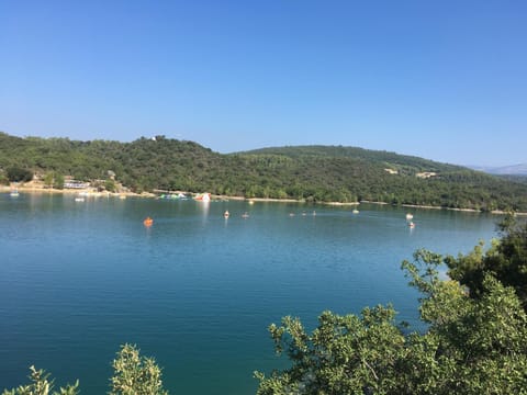 Appartement du Lac Condo in French Riviera