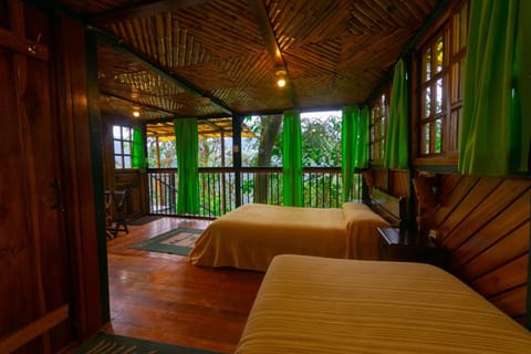 Bellavista Cloud Forest Lodge & Private Protected Area Nature lodge in Pichincha