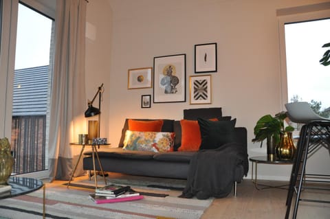 Living room, Decorative detail