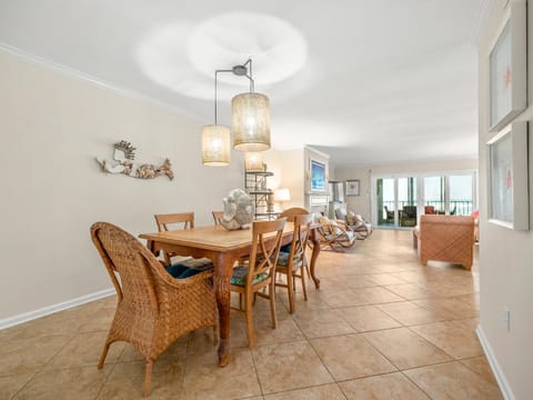 Ponte Vedra Breakers 651A, 3 Bedrooms, Beach Front, Sleeps 8 Apartment in Sawgrass