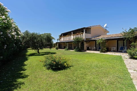 Porto Giunco Residence Apartment hotel in Sardinia