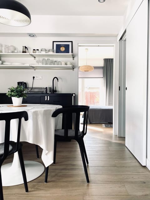 Kitchen or kitchenette, Living room, Dining area