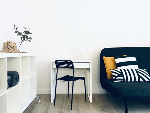 Library, Seating area, On site, Area and facilities