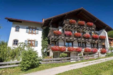 Facade/entrance, Garden view, Mountain view