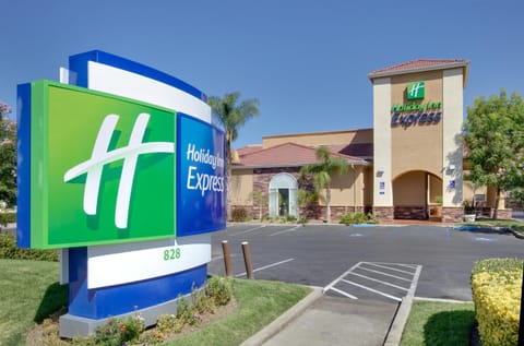 Holiday Inn Express Oakdale, an IHG Hotel Hotel in Oakdale