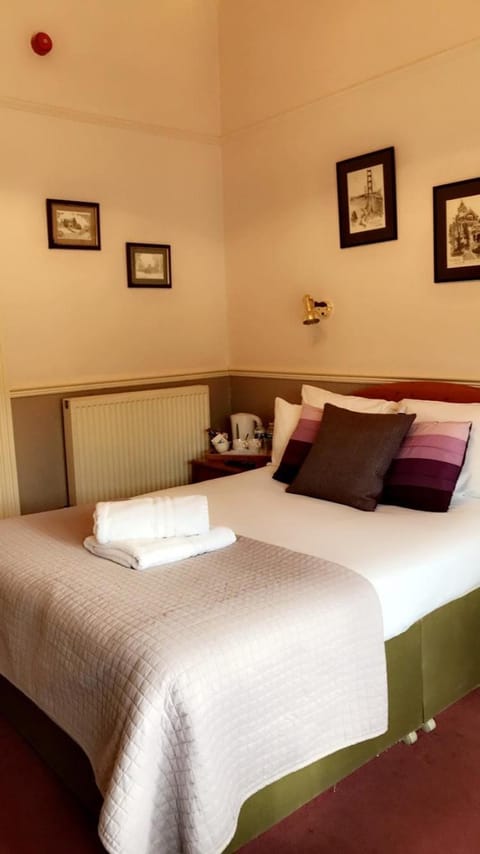 Kinder Lodge Bed and Breakfast in Hayfield