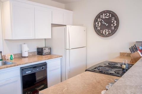 Knob Hill Ridge Townhome 1 - Modern Décor & Right in Downtown, Pet Friendly Casa in Ketchum