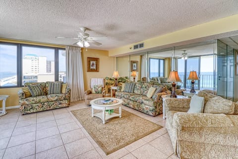 Watercrest 708 Apartment in Lower Grand Lagoon