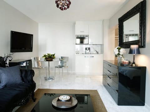 VISIONAPARTMENTS Freyastrasse - contactless check-in Condo in Zurich City