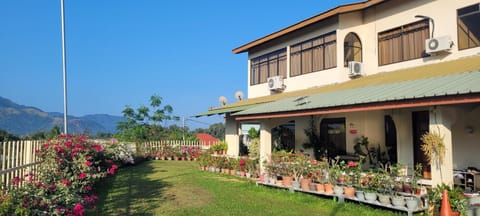 Mountain View Guest House KB Hotel in Sabah