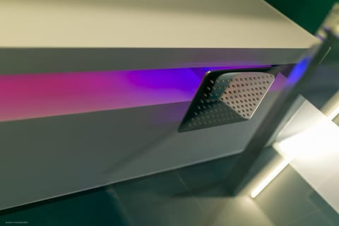 Shower, Decorative detail