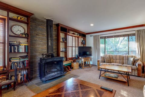 Heart's Desire on the Lake (01-275) House in Groveland