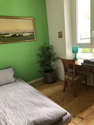 La Maison des Copains Bed and Breakfast in Montreux