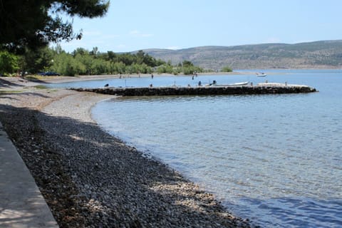 Holiday house with a parking space Seline, Paklenica - 16318 Casa in Seline