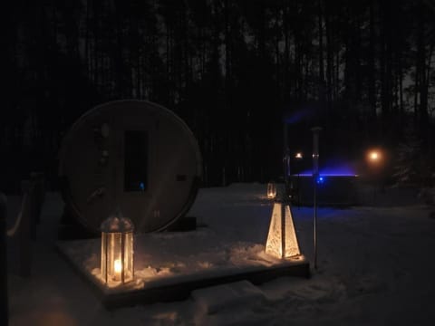 Agro Breza domek nad samym jeziorem- sauna, balia ogrodowa Nature lodge in Pomeranian Voivodeship