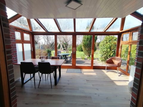 Garden, Dining area, Garden view