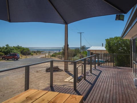 12 Lady Bay House in Normanville