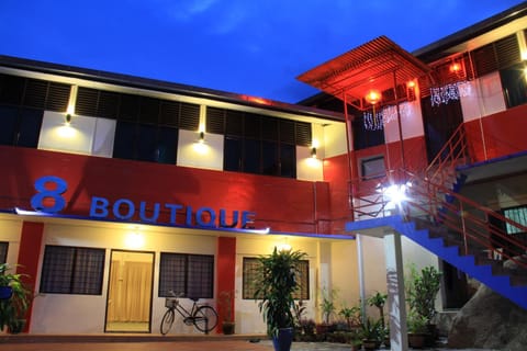 8 Boutique By The Sea Bed and Breakfast in Tanjung Bungah