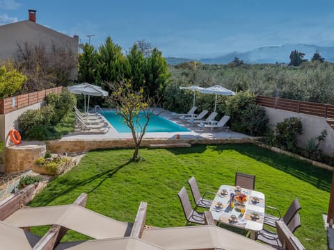 Garden, Garden view, Mountain view, Pool view, Swimming pool