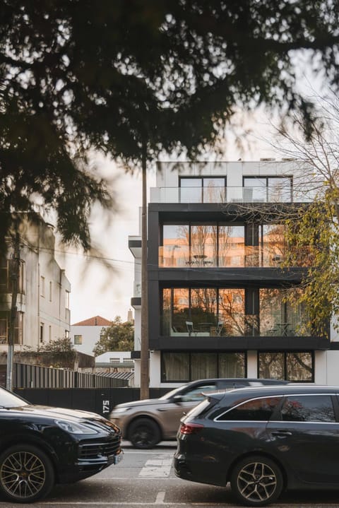 Property building, Street view