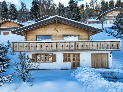 Chalet Le Loup- le Renard et la Belette by Interhome Chalet in Riddes