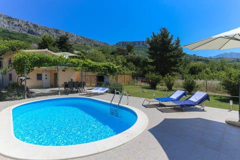 Pool view, Swimming pool, Swimming pool