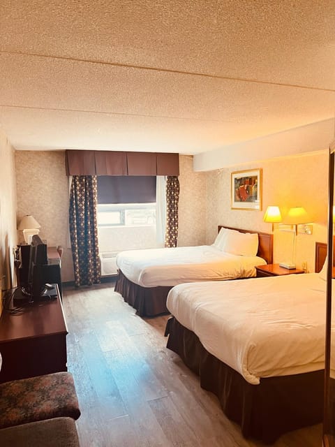 Lexington Inn & Suites-Windsor Posada in Windsor