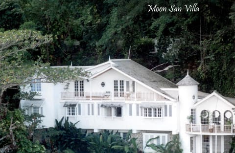 Moon San Villa at the Blue Lagoon hotel in Portland Parish