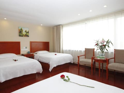 GreenTree Inn Rizhao West Station Suning Plaza Hôtel in Shandong