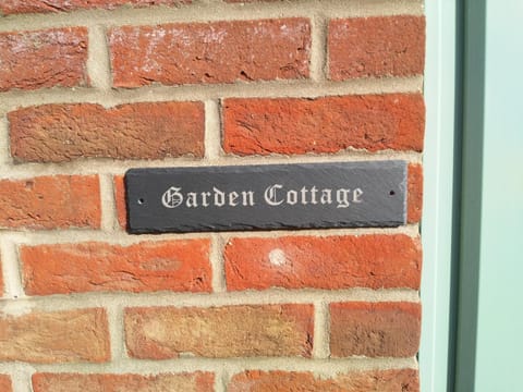 Garden Cottage Apartment in South Kesteven District