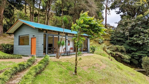 UNFORGETTABLE PLACE,Monteverde Casa Mia near main attractions and town Haus in Monteverde