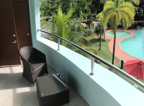 Balcony/Terrace, Pool view