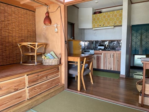 Guesthouse Papaya Bed and Breakfast in Shizuoka Prefecture
