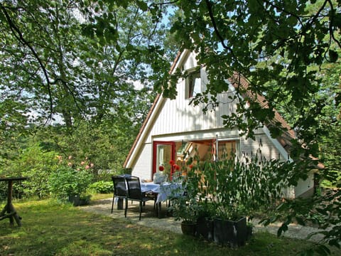 Comfortable holiday home in Nunspeet House in Biddinghuizen