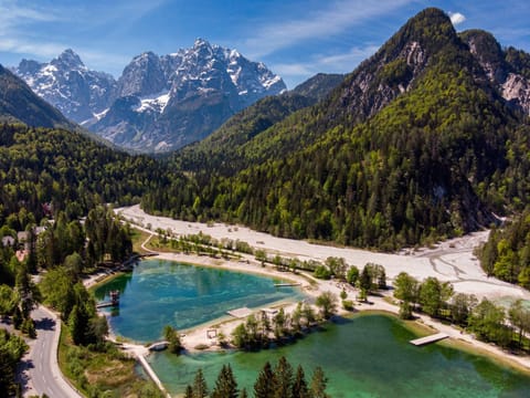 Day, Natural landscape, Bird's eye view, Lake view, Mountain view, River view