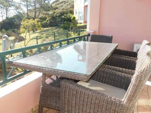 Balcony/Terrace, Dining area