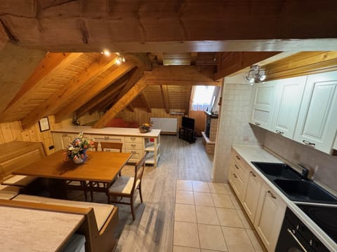 TV and multimedia, Living room, internet, microwave, kitchen