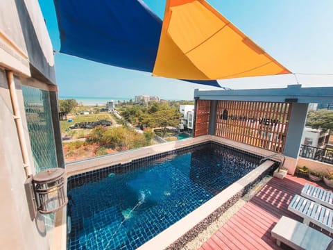 Pool view, Swimming pool