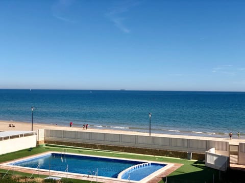 Pool view, Sea view, Swimming pool